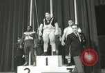 Standbild Gewichtheben Wettbewerb Winnipeg Kanada, 1967, aus Sekunde 55 historischem Filmmaterial Videoclip 65675067384