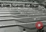 Standbild Schwimmen Wettbewerb Winnipeg Kanada, 1967, aus Sekunde 9 historischem Filmmaterial Videoclip 65675067385
