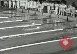Standbild Schwimmen Wettbewerb Winnipeg Kanada, 1967, aus Sekunde 30 historischem Filmmaterial Videoclip 65675067385
