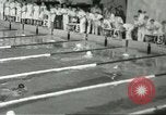 Standbild Schwimmen Wettbewerb Winnipeg Kanada, 1967, aus Sekunde 32 historischem Filmmaterial Videoclip 65675067385