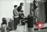 Standbild Schwimmen Wettbewerb Winnipeg Kanada, 1967, aus Sekunde 43 historischem Filmmaterial Videoclip 65675067385