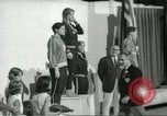Standbild Schwimmen Wettbewerb Winnipeg Kanada, 1967, aus Sekunde 44 historischem Filmmaterial Videoclip 65675067385