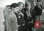 Standbild Schwimmen Wettbewerb Winnipeg Kanada, 1967, aus Sekunde 45 historischem Filmmaterial Videoclip 65675067385