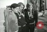 Standbild Schwimmen Wettbewerb Winnipeg Kanada, 1967, aus Sekunde 47 historischem Filmmaterial Videoclip 65675067385