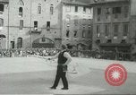 Standbild Flagge Spiele Italien, 1967, aus Sekunde 9 historischem Filmmaterial Videoclip 65675067392
