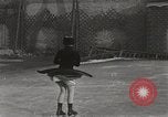 Standbild Eislaufen Ereignis Europa, 1924, aus Sekunde 32 historischem Filmmaterial Videoclip 65675067409