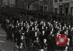 Standbild Trauerzug Rom Italien, 1925, aus Sekunde 23 historischem Filmmaterial Videoclip 65675067411