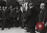 Standbild Hommage an unbekannte amerikanische Soldat Chalons-en-Champagne Frankreich, 1921, aus Sekunde 22 historischem Filmmaterial Videoclip 65675067412