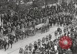 Standbild Hommage an unbekannte amerikanische Soldat Chalons-en-Champagne Frankreich, 1921, aus Sekunde 54 historischem Filmmaterial Videoclip 65675067412