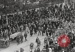 Standbild Hommage an unbekannte amerikanische Soldat Chalons-en-Champagne Frankreich, 1921, aus Sekunde 62 historischem Filmmaterial Videoclip 65675067412