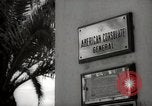 Standbild US-Konsul Russell Brooks trifft sich mit lokalen Führern Casablanca Marokko, 1942, aus Sekunde 24 historischem Filmmaterial Videoclip 65675067424