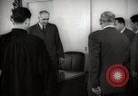 Standbild US-Konsul Russell Brooks trifft sich mit lokalen Führern Casablanca Marokko, 1942, aus Sekunde 32 historischem Filmmaterial Videoclip 65675067424