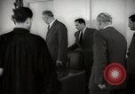 Standbild US-Konsul Russell Brooks trifft sich mit lokalen Führern Casablanca Marokko, 1942, aus Sekunde 34 historischem Filmmaterial Videoclip 65675067424