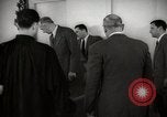 Standbild US-Konsul Russell Brooks trifft sich mit lokalen Führern Casablanca Marokko, 1942, aus Sekunde 35 historischem Filmmaterial Videoclip 65675067424
