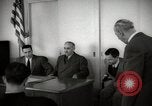 Standbild US-Konsul Russell Brooks trifft sich mit lokalen Führern Casablanca Marokko, 1942, aus Sekunde 43 historischem Filmmaterial Videoclip 65675067424