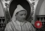 Standbild Sultan von Marokko Mohammed V in seinem Palast Marokko Nordafrika, 1942, aus Sekunde 40 historischem Filmmaterial Videoclip 65675067425