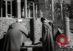 Standbild Mohammed V Sultan von Marokko Begleitung Gäste Marokko Nordafrika, 1942, aus Sekunde 46 historischem Filmmaterial Videoclip 65675067426