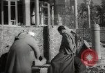 Standbild Mohammed V Sultan von Marokko Begleitung Gäste Marokko Nordafrika, 1942, aus Sekunde 50 historischem Filmmaterial Videoclip 65675067426