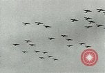 Standbild Royal Air Force Training Vereinigtes Königreich, 1940, aus Sekunde 15 historischem Filmmaterial Videoclip 65675067441