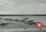 Standbild Royal Air Force Training Vereinigtes Königreich, 1940, aus Sekunde 32 historischem Filmmaterial Videoclip 65675067441