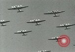 Standbild Royal Air Force Training Vereinigtes Königreich, 1940, aus Sekunde 55 historischem Filmmaterial Videoclip 65675067441