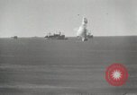 Standbild Anzio Hafen Invasion Anzio Italien, 1944, aus Sekunde 15 historischem Filmmaterial Videoclip 65675067454