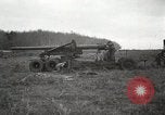 Standbild USA Artilleristen Einstellung bis 155mm lange Tom guns Anzio Italien, 1944, aus Sekunde 8 historischem Filmmaterial Videoclip 65675067456
