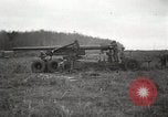 Standbild USA Artilleristen Einstellung bis 155mm lange Tom guns Anzio Italien, 1944, aus Sekunde 9 historischem Filmmaterial Videoclip 65675067456