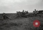 Standbild USA Artilleristen Einstellung bis 155mm lange Tom guns Anzio Italien, 1944, aus Sekunde 28 historischem Filmmaterial Videoclip 65675067456