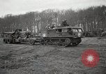 Standbild USA Artilleristen Einstellung bis 155mm lange Tom guns Anzio Italien, 1944, aus Sekunde 37 historischem Filmmaterial Videoclip 65675067456