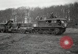 Standbild USA Artilleristen Einstellung bis 155mm lange Tom guns Anzio Italien, 1944, aus Sekunde 38 historischem Filmmaterial Videoclip 65675067456