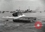 Standbild Anzio Hafen Invasion Anzio Italien, 1944, aus Sekunde 5 historischem Filmmaterial Videoclip 65675067458