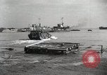 Standbild Anzio Hafen Invasion Anzio Italien, 1944, aus Sekunde 6 historischem Filmmaterial Videoclip 65675067458