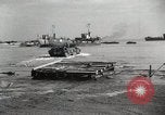 Standbild Anzio Hafen Invasion Anzio Italien, 1944, aus Sekunde 8 historischem Filmmaterial Videoclip 65675067458
