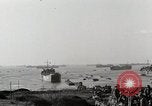 Standbild Anzio Anlandungen Anzio Italien, 1944, aus Sekunde 35 historischem Filmmaterial Videoclip 65675067460