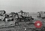 Standbild Anzio Anlandungen Anzio Italien, 1944, aus Sekunde 62 historischem Filmmaterial Videoclip 65675067460