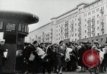 Immagine di Il Cremlino e la zona circostante Mosca Russia Unione Sovietica, 1943, secondo 30 filmato di repertorio 65675067476