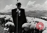 Standbild farm Aktivitäten Kasachstan Sowjetunion, 1943, aus Sekunde 26 historischem Filmmaterial Videoclip 65675067478