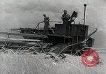 Standbild farm Aktivitäten Kasachstan Sowjetunion, 1943, aus Sekunde 32 historischem Filmmaterial Videoclip 65675067478