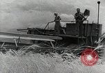 Standbild farm Aktivitäten Kasachstan Sowjetunion, 1943, aus Sekunde 33 historischem Filmmaterial Videoclip 65675067478