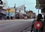 Standbild Heckenschützen auf Truppen Dominikanische Republik, 1965, aus Sekunde 13 historischem Filmmaterial Videoclip 65675067489