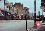 Standbild Heckenschützen auf Truppen Dominikanische Republik, 1965, aus Sekunde 24 historischem Filmmaterial Videoclip 65675067489