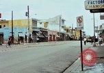 Standbild Heckenschützen auf Truppen Dominikanische Republik, 1965, aus Sekunde 53 historischem Filmmaterial Videoclip 65675067489