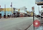 Standbild Heckenschützen auf Truppen Dominikanische Republik, 1965, aus Sekunde 55 historischem Filmmaterial Videoclip 65675067489