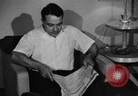 Standbild Familie der amerikanischen Automobil Arbeiter Detroit Michigan USA, 1950, aus Sekunde 4 historischem Filmmaterial Videoclip 65675067510