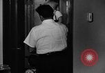 Standbild Familie der amerikanischen Automobil Arbeiter Detroit Michigan USA, 1950, aus Sekunde 28 historischem Filmmaterial Videoclip 65675067510