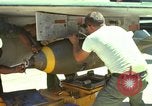 Standbild Flight Line control Vietnam, 1967, aus Sekunde 16 historischem Filmmaterial Videoclip 65675067511