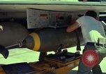 Standbild Flight Line control Vietnam, 1967, aus Sekunde 21 historischem Filmmaterial Videoclip 65675067511