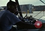 Standbild Flight Line control Vietnam, 1967, aus Sekunde 17 historischem Filmmaterial Videoclip 65675067512