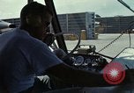 Standbild Flight Line control Vietnam, 1967, aus Sekunde 19 historischem Filmmaterial Videoclip 65675067512